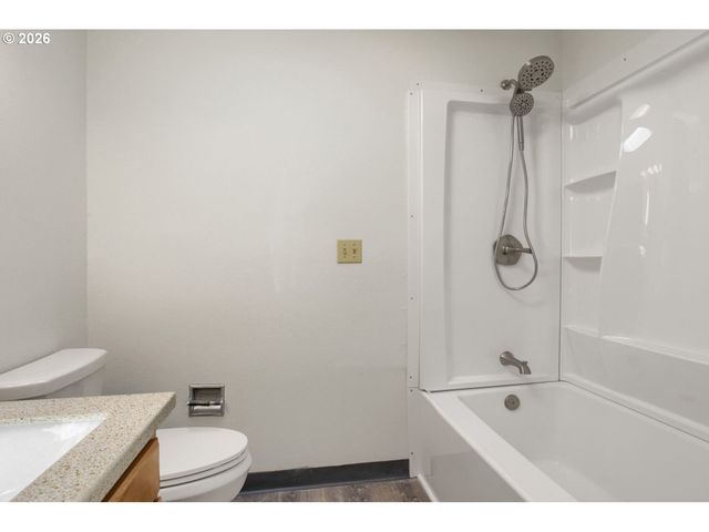 5106 Ne 31ST Ave, Portland, OR 97211