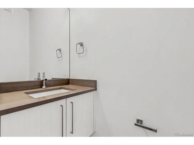 3524 Navajo St 102, Denver, CO 80211