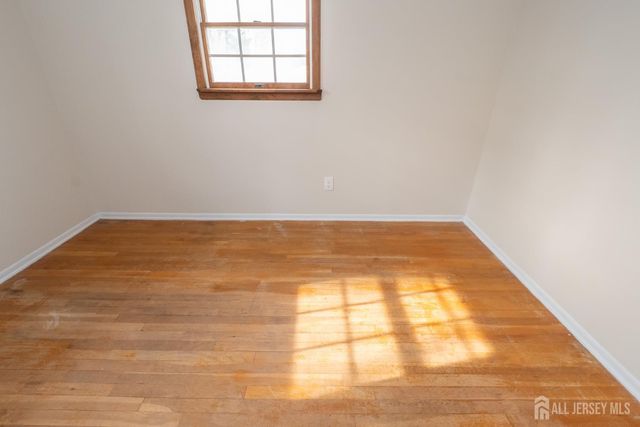 17 Rittner Lane, Old Bridge, NJ 08857