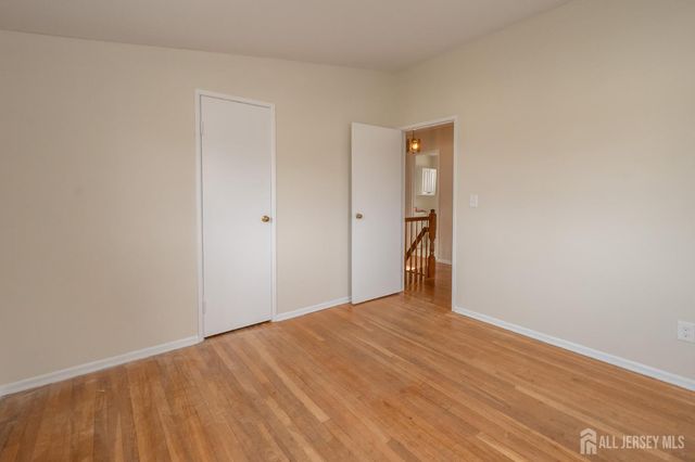 17 Rittner Lane, Old Bridge, NJ 08857