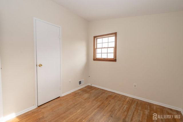 17 Rittner Lane, Old Bridge, NJ 08857