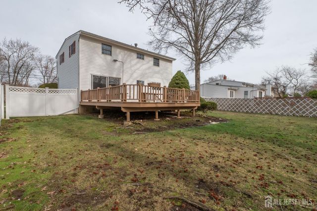 17 Rittner Lane, Old Bridge, NJ 08857