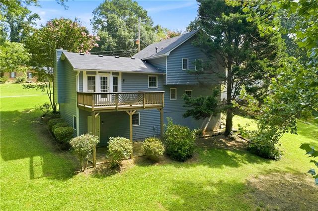 458 Hearth Place, Lawrenceville, GA 30043