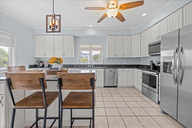 4504 Ocean View AVE, Virginia Beach, VA 23455