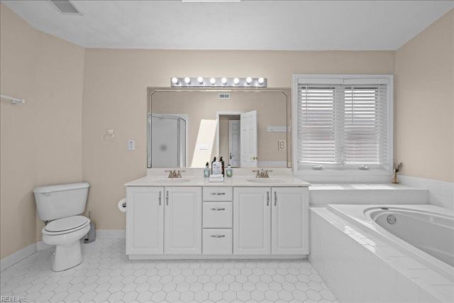 4504 Ocean View AVE, Virginia Beach, VA 23455