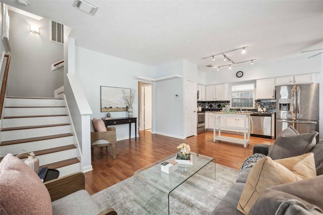 2804 Austin Street, Houston, TX 77004