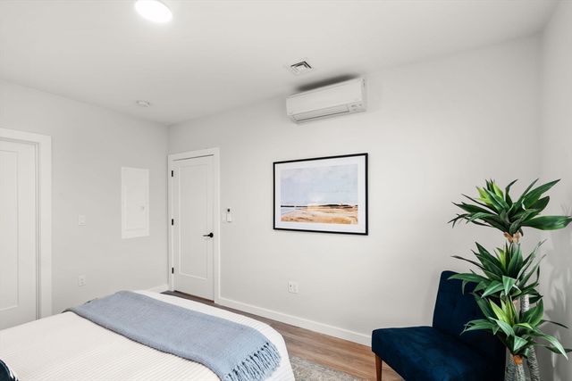 10 Somerset 201, Winthrop, MA 02152