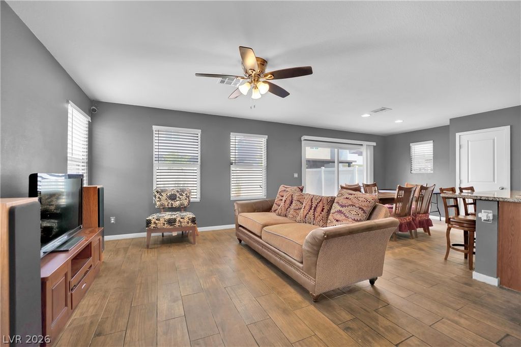 3674 Via Sonja Avenue, Las Vegas, NV 89115 — photo 3