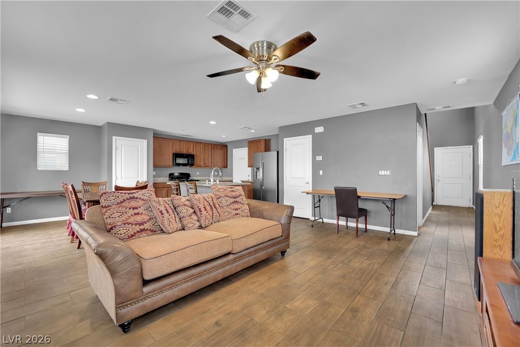 3674 Via Sonja Avenue, Las Vegas, NV 89115 — photo 4