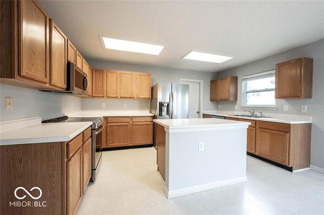 10290 Tournon Drive, Fishers, IN 46037