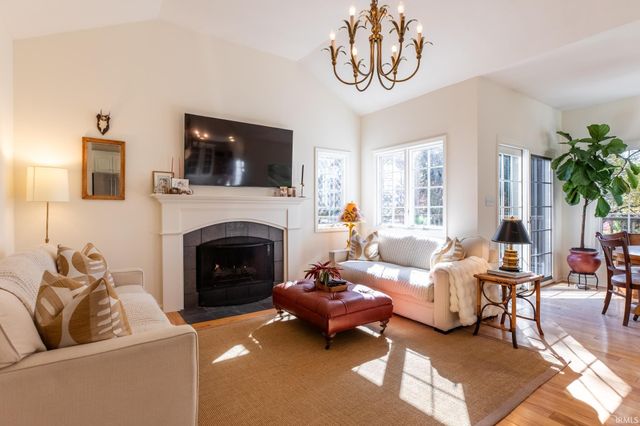 2410 E Cedarwood Court, Bloomington, IN 47401