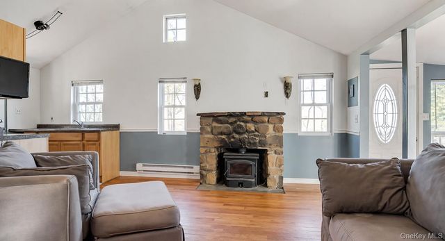 10 Lookout Trail, Monroe, NY 10950