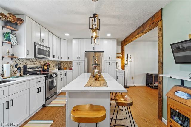 190 Chapel Hill Drive NW, Warren, OH 44483