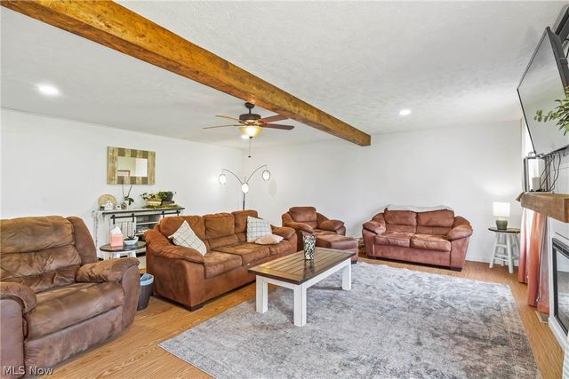 190 Chapel Hill Drive NW, Warren, OH 44483