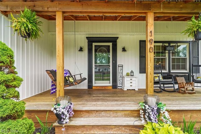 190 Chapel Hill Drive NW, Warren, OH 44483