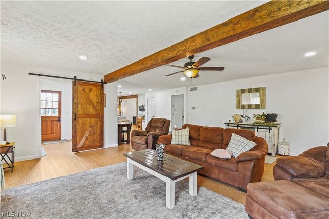 190 Chapel Hill Drive NW, Warren, OH 44483