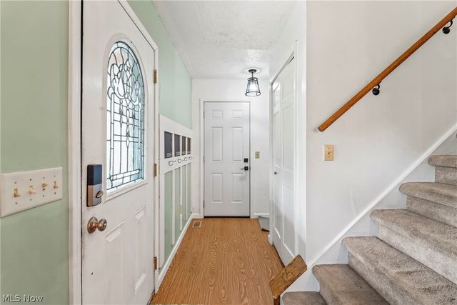 190 Chapel Hill Drive NW, Warren, OH 44483