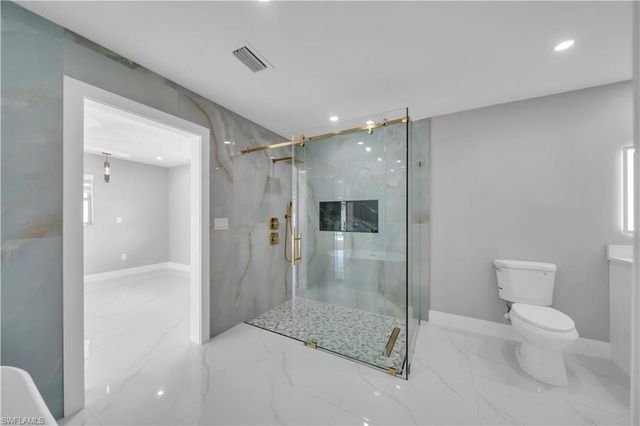 2505 EVEREST PKWY, Cape Coral, FL 33904
