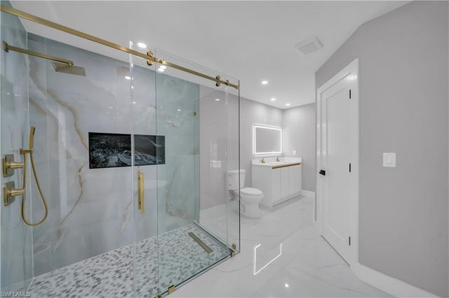 2505 EVEREST PKWY, Cape Coral, FL 33904