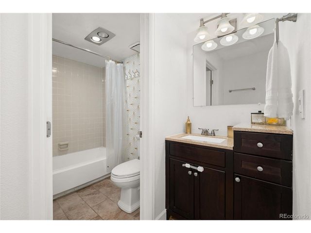 540 S Forest St 3-205, Denver, CO 80246