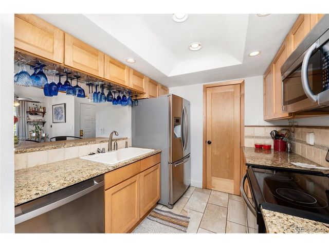 540 S Forest St 3-205, Denver, CO 80246
