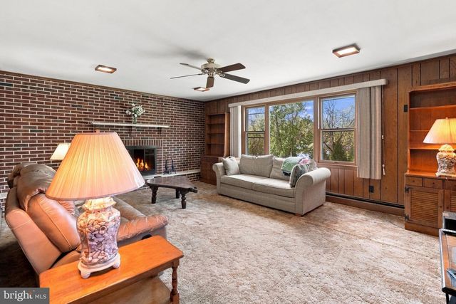 1680 BRIDLE PATH DR, Lansdale, PA 19446