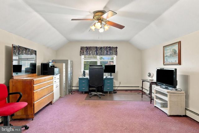 1680 BRIDLE PATH DR, Lansdale, PA 19446