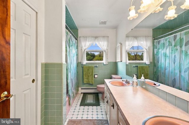 1680 BRIDLE PATH DR, Lansdale, PA 19446