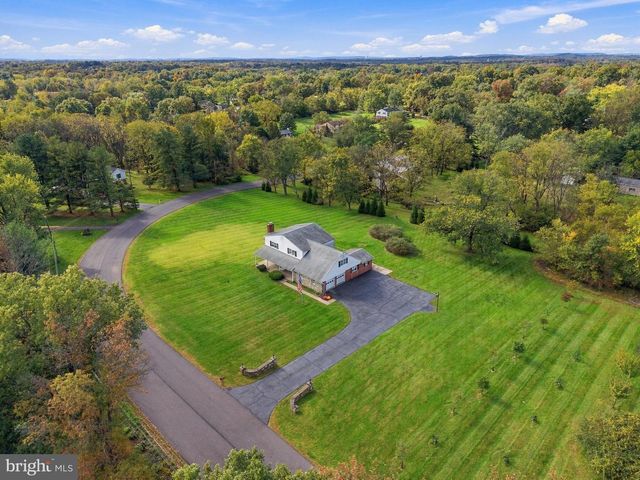 1680 BRIDLE PATH DR, Lansdale, PA 19446