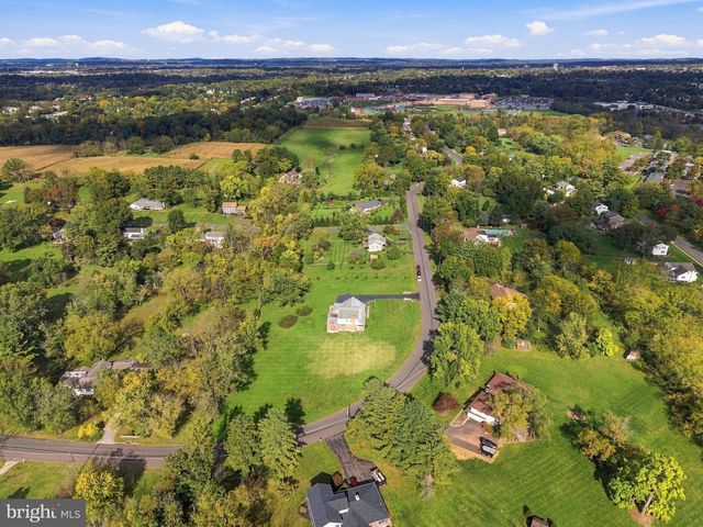 1680 BRIDLE PATH DR, Lansdale, PA 19446