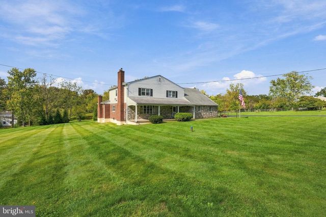 1680 BRIDLE PATH DR, Lansdale, PA 19446