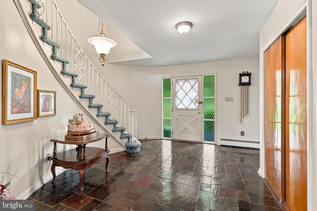 1680 BRIDLE PATH DR, Lansdale, PA 19446