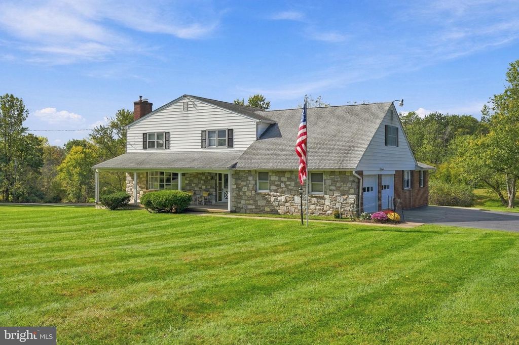 1680 BRIDLE PATH DR, Lansdale, PA 19446