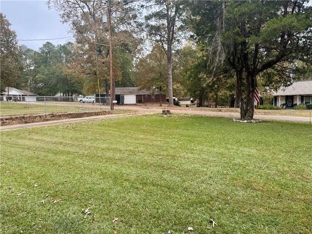 43 WHITTINGTON Drive, Pineville, LA 71360