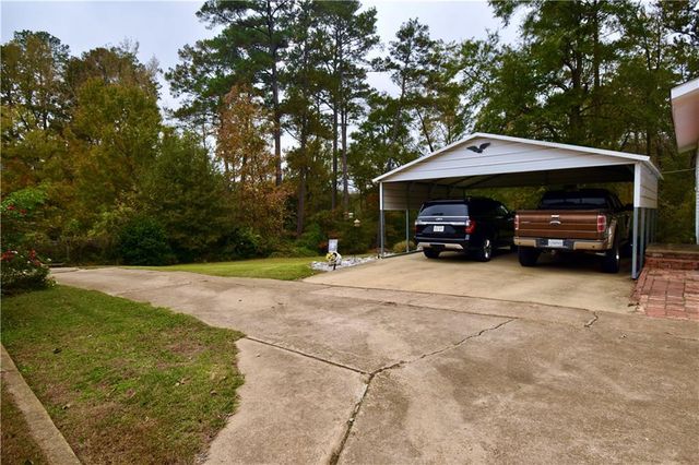 43 WHITTINGTON Drive, Pineville, LA 71360