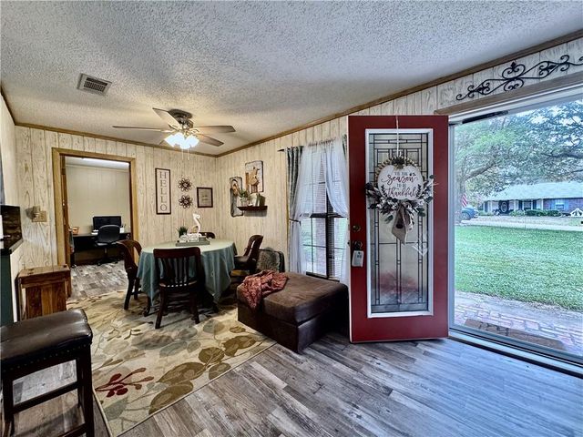 43 WHITTINGTON Drive, Pineville, LA 71360