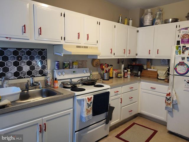 2409 N MADISON ST, Wilmington, DE 19802