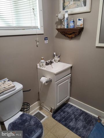 2409 N MADISON ST, Wilmington, DE 19802