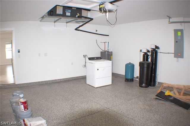 3103 11th ST SW, Lehigh Acres, FL 33976