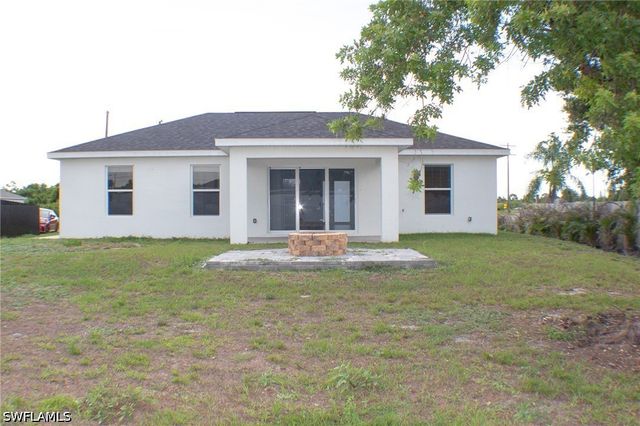 3103 11th ST SW, Lehigh Acres, FL 33976