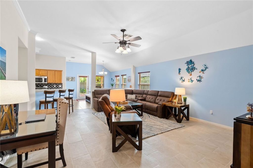 122 Georgian Oaks, Rockport, TX 78382 — photo 5