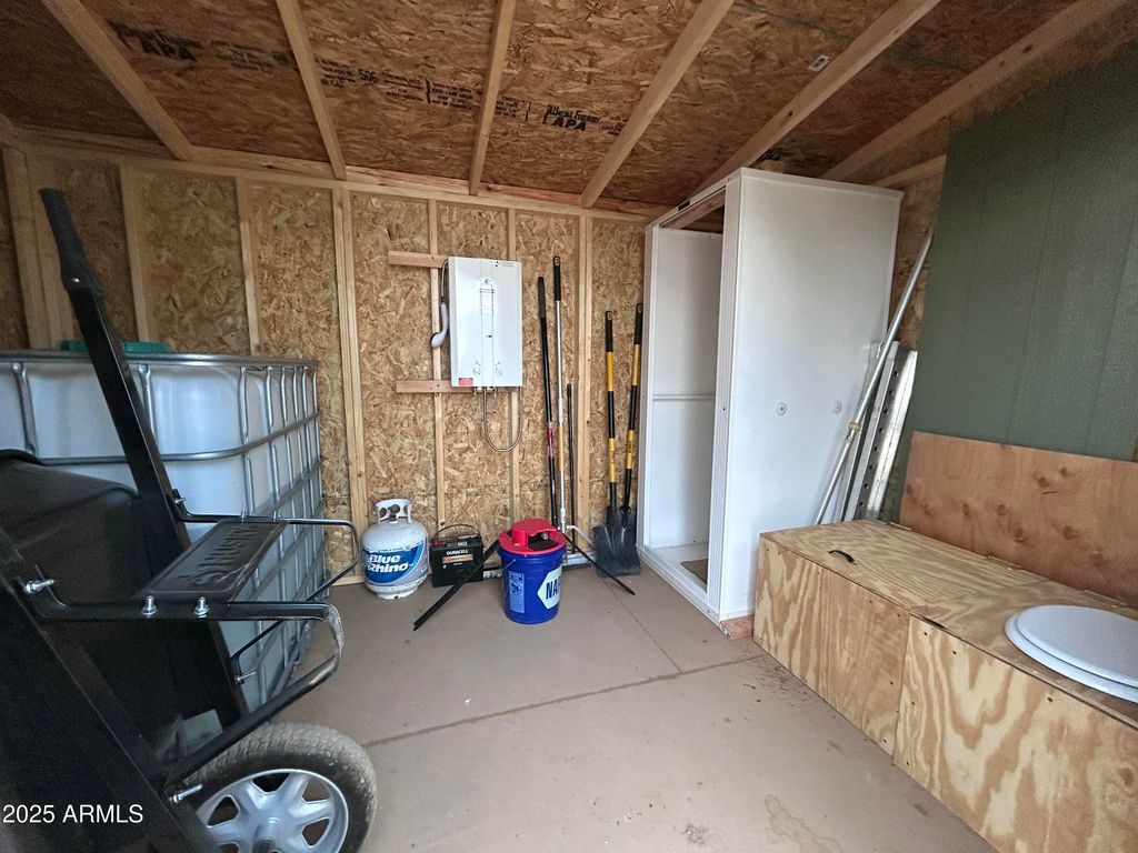 Image 10 of property listing at 223 Picacho Butte Drive 223, Ash Fork, AZ 86320