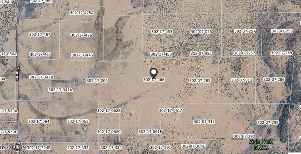 Image 3 of property listing at 223 Picacho Butte Drive 223, Ash Fork, AZ 86320