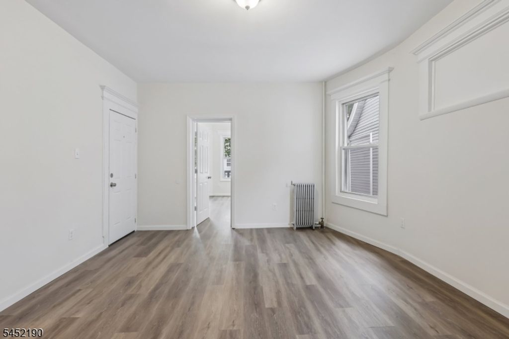 19 Nassau Pl, East Orange City, NJ 07018 — photo 5