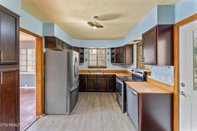 5107 Green Valley Drive, Knoxville, TN 37914