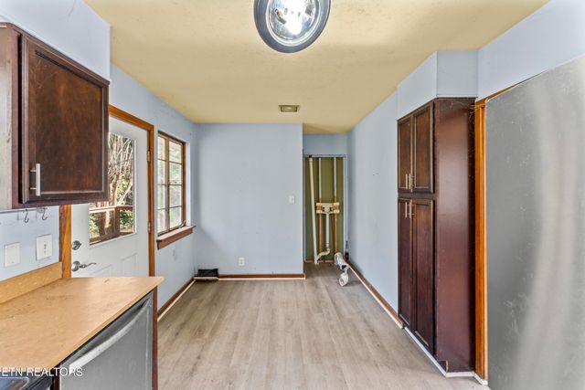 5107 Green Valley Drive, Knoxville, TN 37914