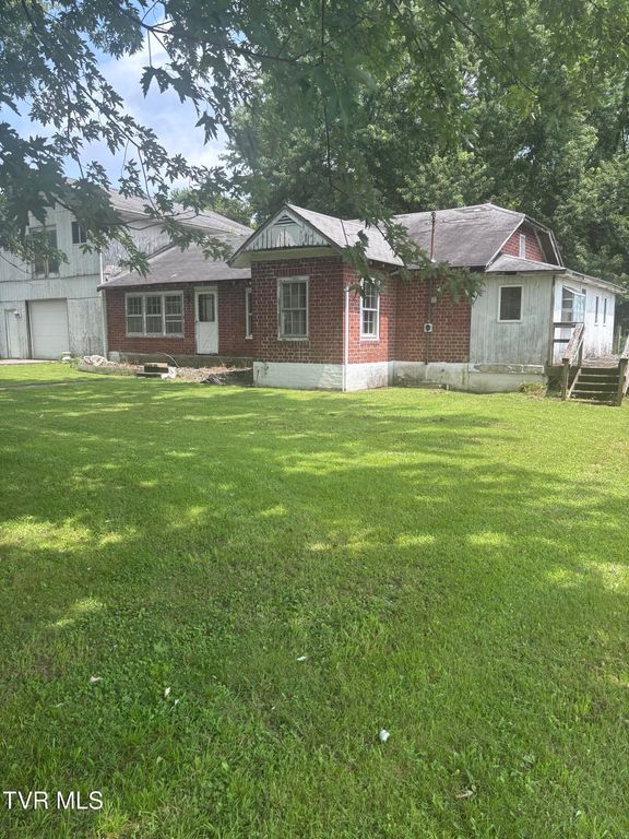 4108 Unicoi Drive, Unicoi, TN 37692