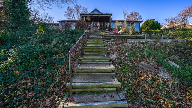 66510 E 253 Road, Grove, OK 74344