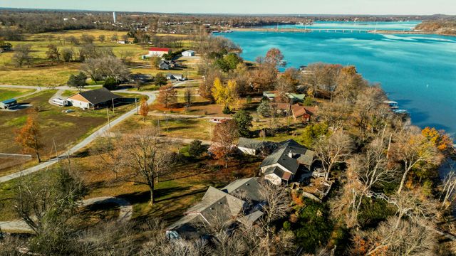 66510 E 253 Road, Grove, OK 74344