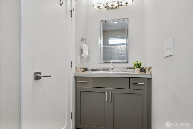 20360 132nd Avenue NE, Woodinville, WA 98072